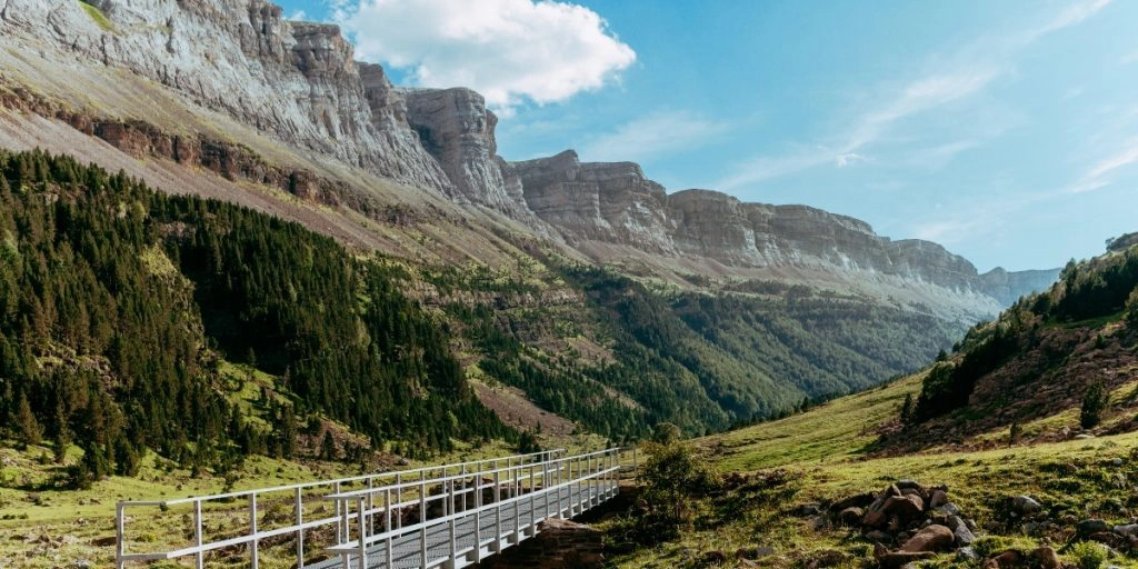 Hiking Pyrenees Spain