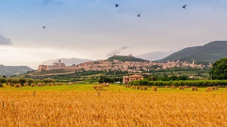Assisi a must see on your road trip Italy 2 weeks