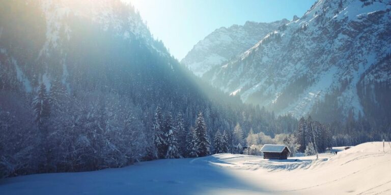 Europe Winter Destinations: 22 Amazing Wintry Places