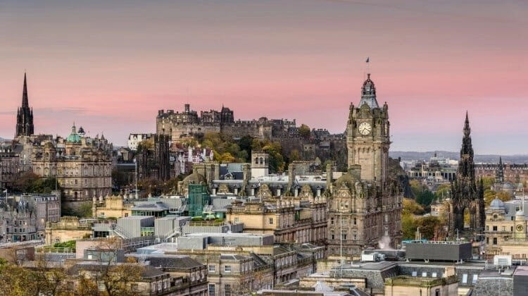 Edinburgh, a great place to stop as you travel Scotland