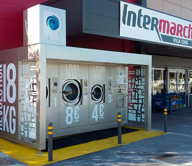 laundrette in supermarket car park Portugal