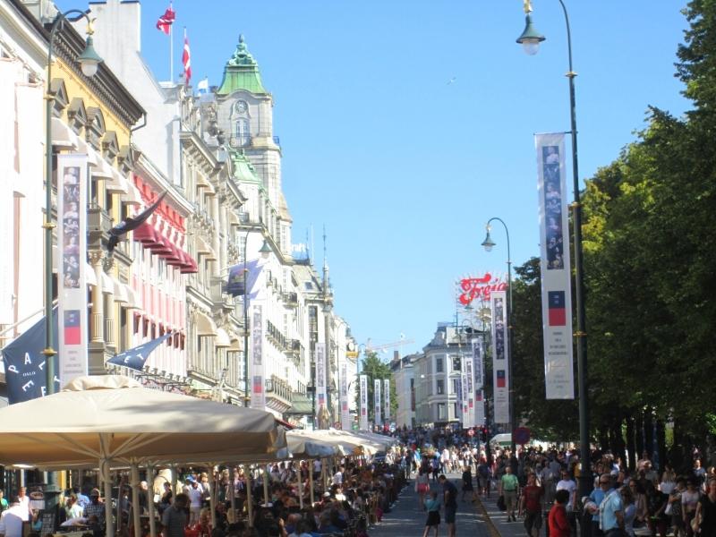 Wander Karl Johans gate, one of the top things to do in Oslo city centre