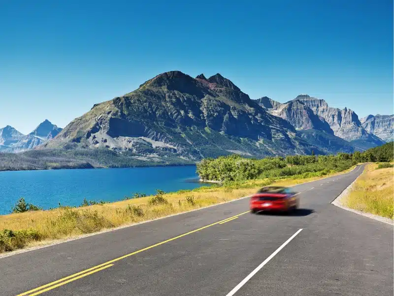 Road Trips & Picnics are Easier with Rubbermaid LunchBlox Products