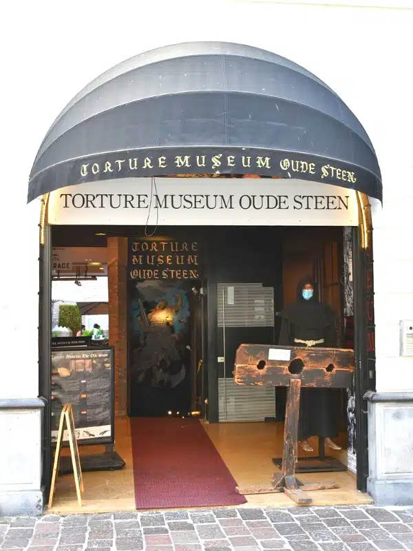 the entrance to the Torture Museum in Oude Steen Bruges