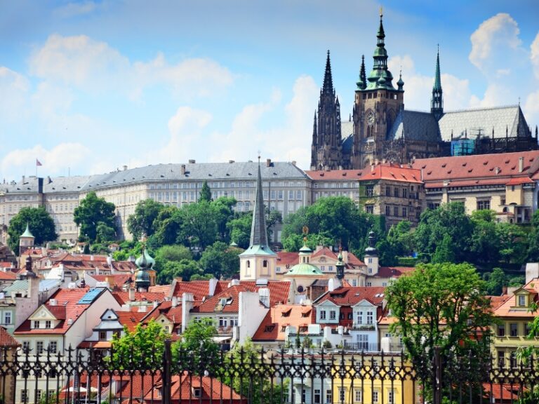 Prague One Day Itinerary + Map, Tips & Guide 