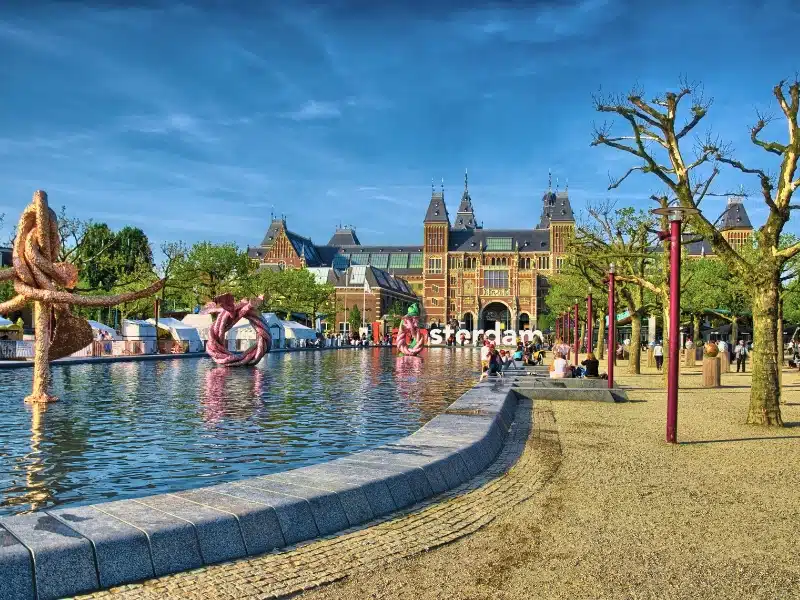 Sculptures in water near Rijksmuseum Amsterdam