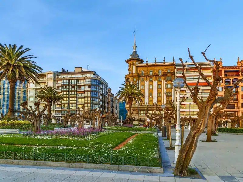 City gardens of San Sebastián coming to life in spring