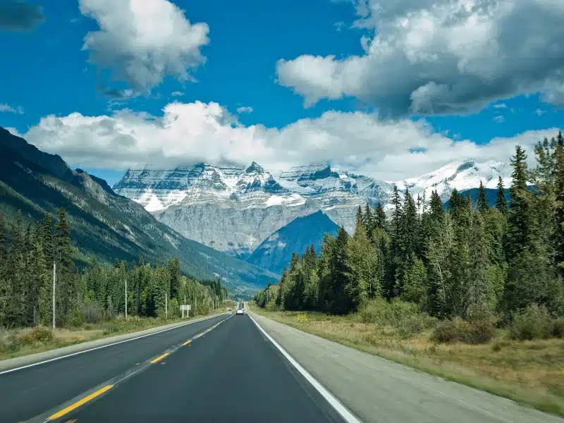 Icefield parkway between Jasper and Banff, Canada