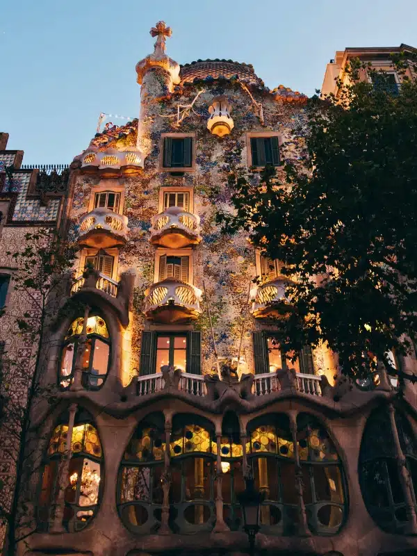 Casa Batlló at night, Passeig de Gràcia, Barcelona, Spain