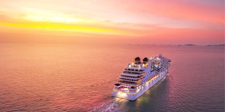 cruise adventure