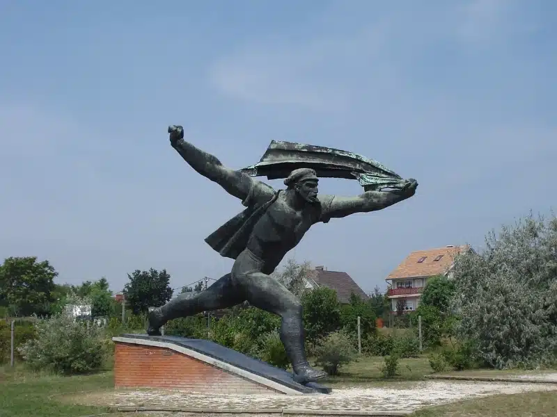 The Republic of Councils Monument is a giant charging sailor based on a 1919 revolutionary poster.