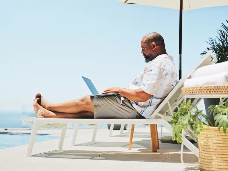Smart Money Habits for the Modern Nomad
