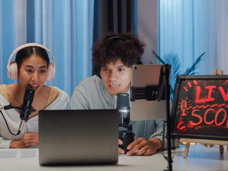 Is a Sports Journalist a Digital Nomad?